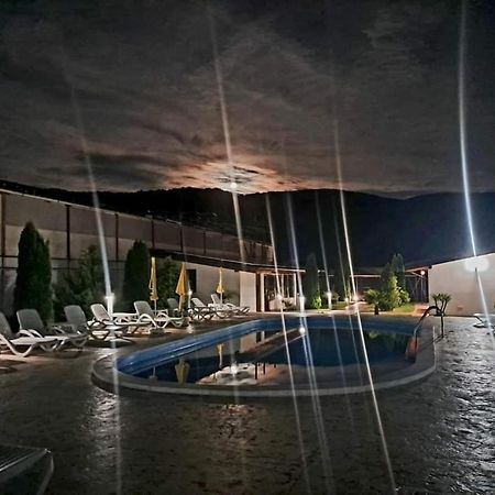 Vila Hercules دوبوفا المظهر الخارجي الصورة