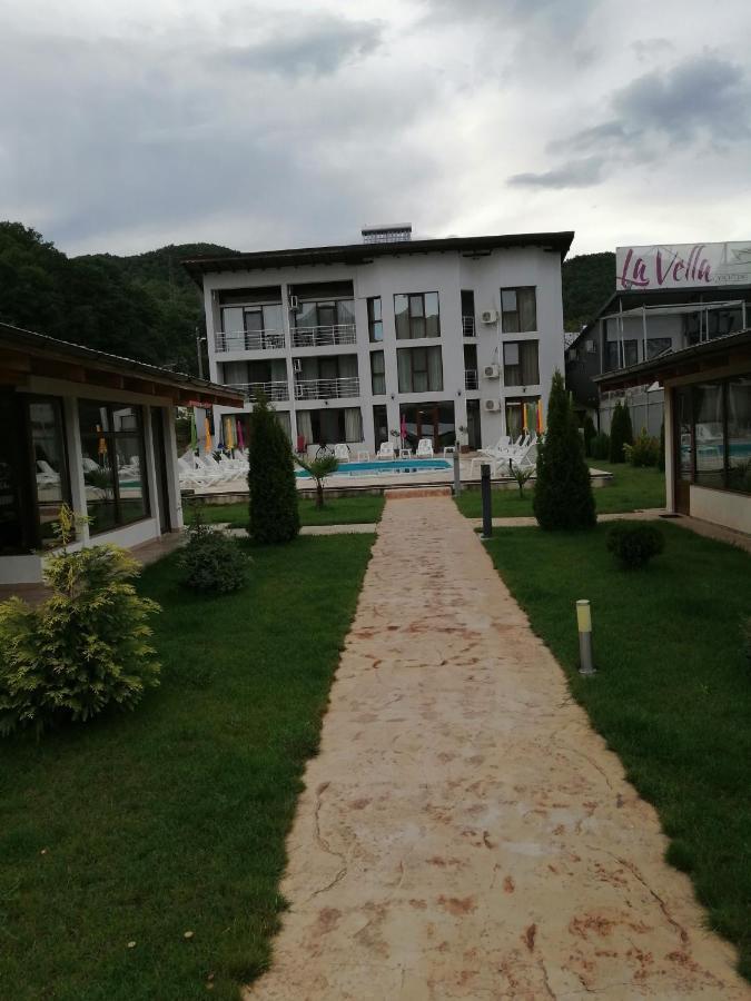 Vila Hercules دوبوفا المظهر الخارجي الصورة