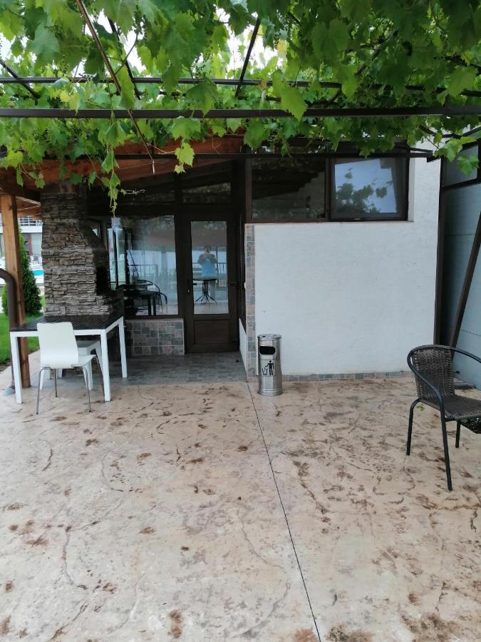 Vila Hercules دوبوفا المظهر الخارجي الصورة