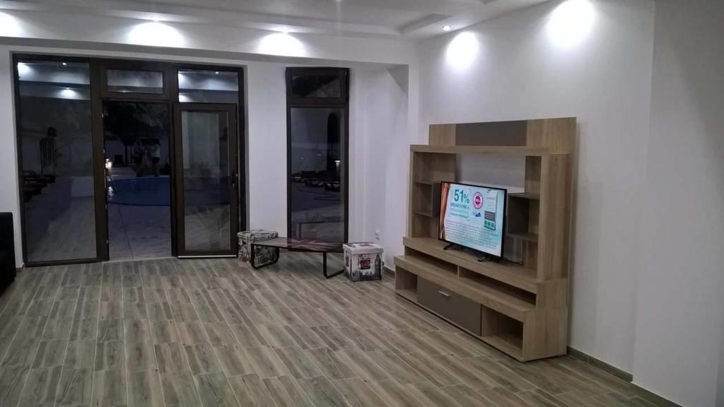 Vila Hercules دوبوفا المظهر الخارجي الصورة
